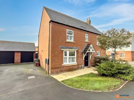 4 bedroom Detached house for sale in Cowslip Lane, Coalville, LE67