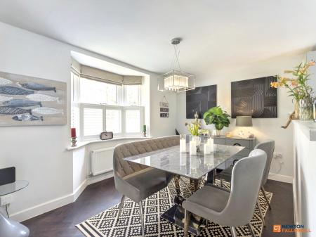 4 bedroom Detached house for sale in Cowslip Lane, Coalville, LE67