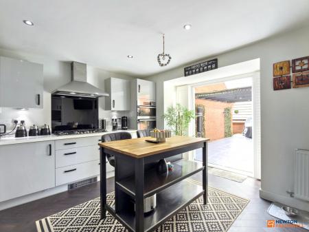 4 bedroom Detached house for sale in Cowslip Lane, Coalville, LE67