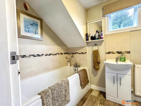 3 bedroom Semi-detached house for sale in Claremont Drive, Ravenstone, LE67