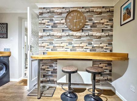 3 bedroom Semi-detached house for sale in Claremont Drive, Ravenstone, LE67