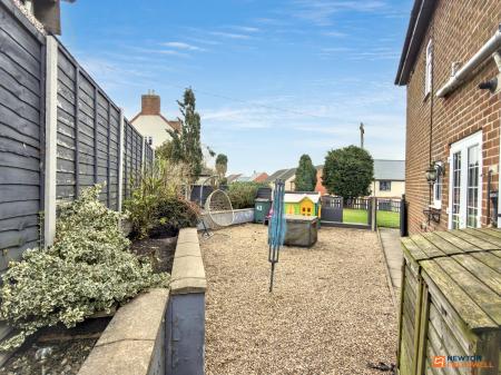 2 bedroom Semi-detached house for sale in Manor Road, Donington le Heath, LE67