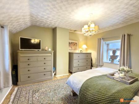 3 bedroom Semi-detached house for sale in Castle Street, Whitwick, LE67