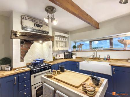 3 bedroom Semi-detached house for sale in Castle Street, Whitwick, LE67