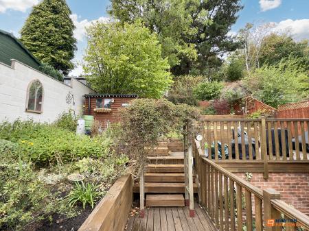 3 bedroom Semi-detached house for sale in Cademan Street, Whitwick, LE67