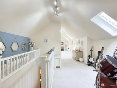 3 bedroom Semi-detached house for sale in Cademan Street, Whitwick, LE67