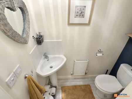 3 bedroom Semi-detached house for sale in Cademan Street, Whitwick, LE67