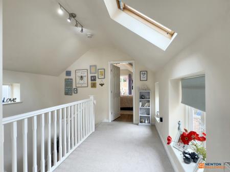 3 bedroom Semi-detached house for sale in Cademan Street, Whitwick, LE67