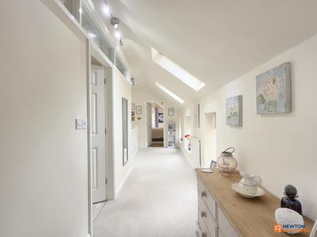 3 bedroom Semi-detached house for sale in Cademan Street, Whitwick, LE67