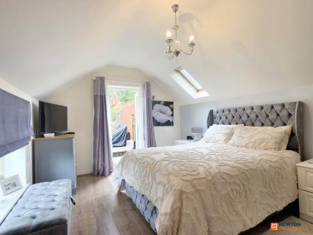 3 bedroom Semi-detached house for sale in Cademan Street, Whitwick, LE67