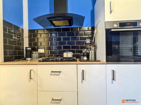 2 bedroom Terraced House for sale in Main Street, Thringstone, LE67