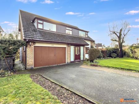 4 bedroom Detached house for sale in Meadow Lane, Coalville, LE67