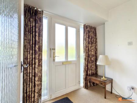 4 bedroom Detached house for sale in Meadow Lane, Coalville, LE67