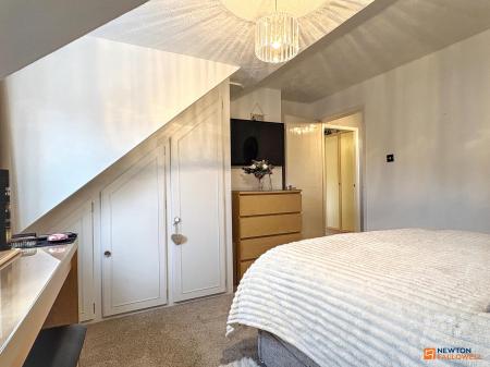 3 bedroom Semi-detached house for sale in Chichester Close, Ellistown, LE67