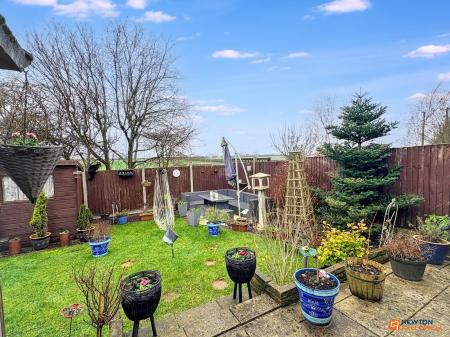 3 bedroom Semi-detached house for sale in Chichester Close, Ellistown, LE67