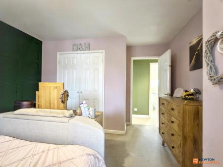 4 bedroom Detached house for sale in Hextall Drive, Ibstock, LE67