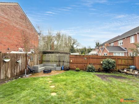 4 bedroom Detached house for sale in Hextall Drive, Ibstock, LE67