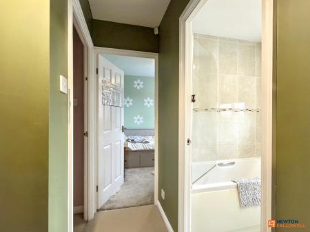 4 bedroom Detached house for sale in Hextall Drive, Ibstock, LE67