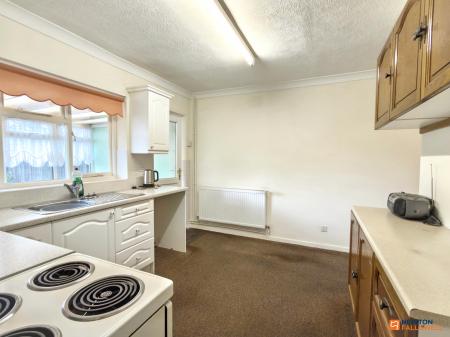 3 bedroom Semi-detached bungalow for sale in Peterfield Road, Whitwick, LE67