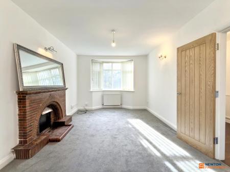 3 bedroom Detached house for sale in Broom Leys Road, Coalville, LE67