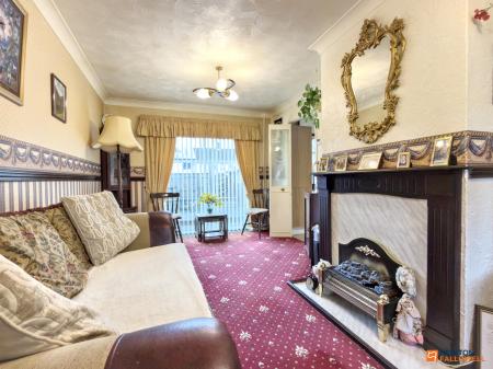 3 bedroom Town house for sale in Melrose Road, Thringstone, LE67