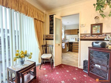 3 bedroom Town house for sale in Melrose Road, Thringstone, LE67