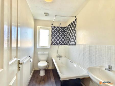 3 bedroom Semi-detached house for sale in Maynard Close, Bagworth, LE67