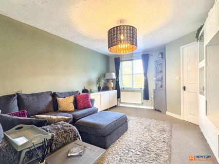 3 bedroom Semi-detached house for sale in Maynard Close, Bagworth, LE67