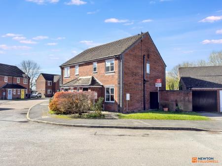 3 bedroom Semi-detached house for sale in Maynard Close, Bagworth, LE67