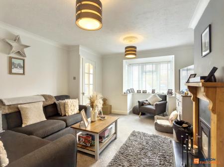 3 bedroom Detached house for sale in Ashford Road, Whitwick, LE67