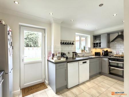 3 bedroom Detached house for sale in Ashford Road, Whitwick, LE67