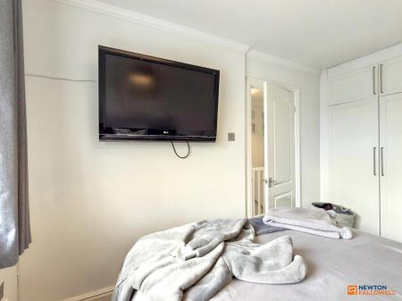 3 bedroom Detached house for sale in Ashford Road, Whitwick, LE67