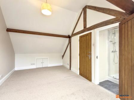 3 bedroom Semi-detached house for sale in The Green, Markfield, LE67