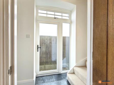 3 bedroom Semi-detached house for sale in The Green, Markfield, LE67