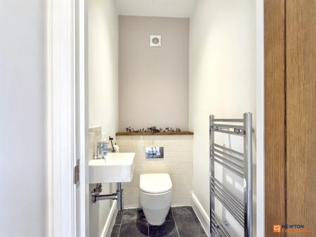 3 bedroom Semi-detached house for sale in The Green, Markfield, LE67