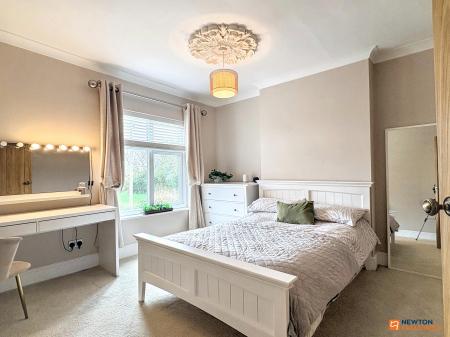 2 bedroom Terraced House for sale in Battram Road, Ellistown, LE67