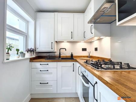 2 bedroom Terraced House for sale in Battram Road, Ellistown, LE67