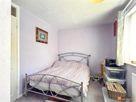 2 bedroom Semi-detached house for sale in Oxford Street, Coalville, LE67