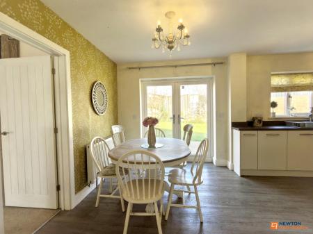 4 bedroom Detached house for sale in Buckthorn Road, Ravenstone, LE67