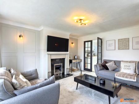 2 bedroom Semi-detached house for sale in St Denys Crescent, Ibstock, LE67