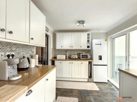 2 bedroom Semi-detached house for sale in St Denys Crescent, Ibstock, LE67