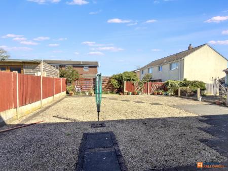 3 bedroom Semi-detached house for sale in Melrose Road, Thringstone, LE67