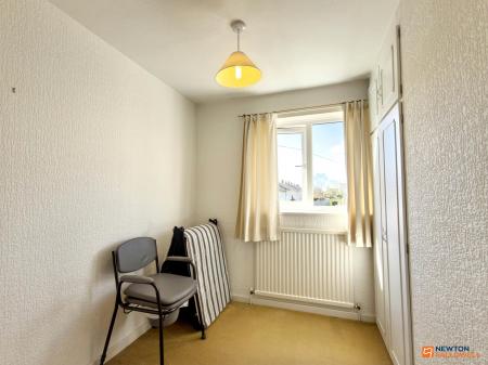 3 bedroom Semi-detached house for sale in Melrose Road, Thringstone, LE67