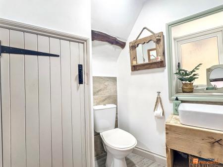 3 bedroom Barn Conversion for sale in Dennis Street, Hugglescote, LE67