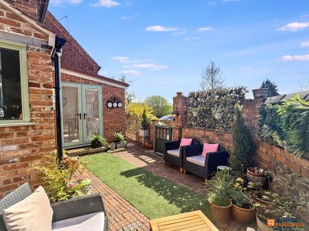 3 bedroom Barn Conversion for sale in Dennis Street, Hugglescote, LE67