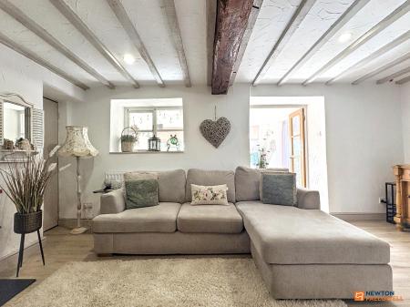 3 bedroom Barn Conversion for sale in Dennis Street, Hugglescote, LE67