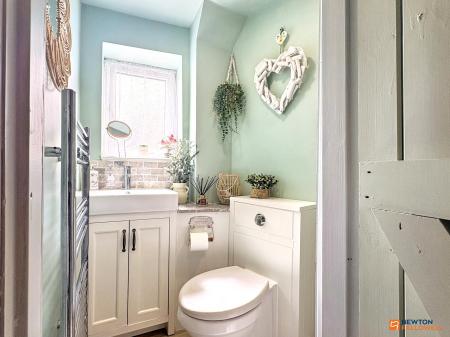 3 bedroom Barn Conversion for sale in Dennis Street, Hugglescote, LE67