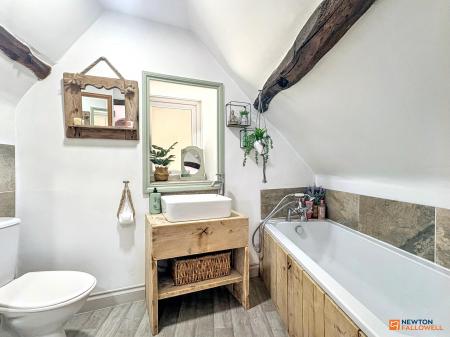 3 bedroom Barn Conversion for sale in Dennis Street, Hugglescote, LE67