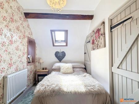 3 bedroom Barn Conversion for sale in Dennis Street, Hugglescote, LE67