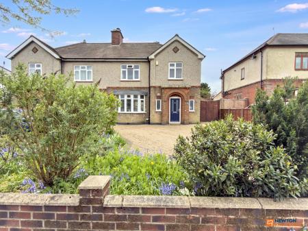 3 bedroom Semi-detached house for sale in Ashby Road, Coalville, LE67